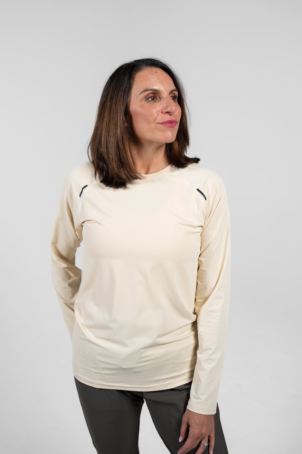 ALIVE unleashed long sleeve Cream