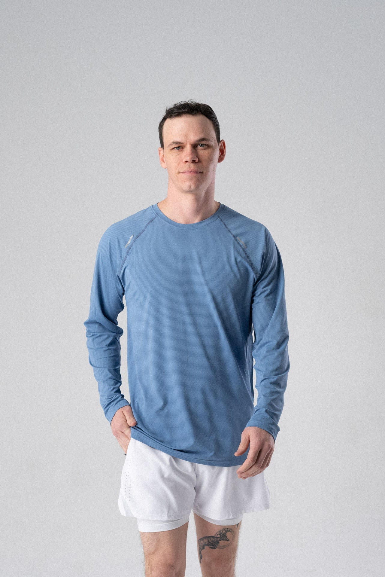 ALIVE unleashed long sleeve Light Aegean Blue