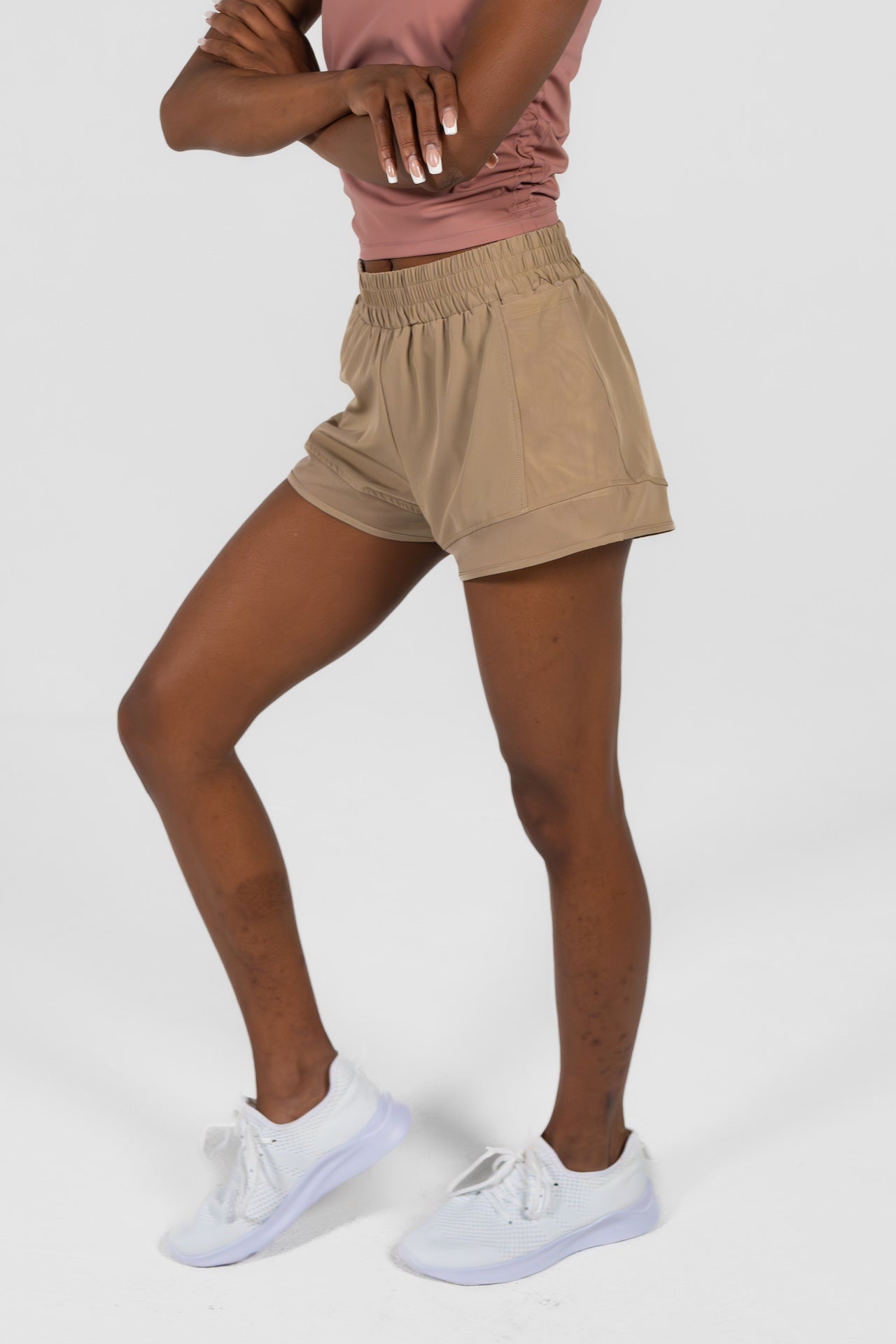 empowered V2 short Sand 3"