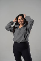 GRAVITY breaking free pullover