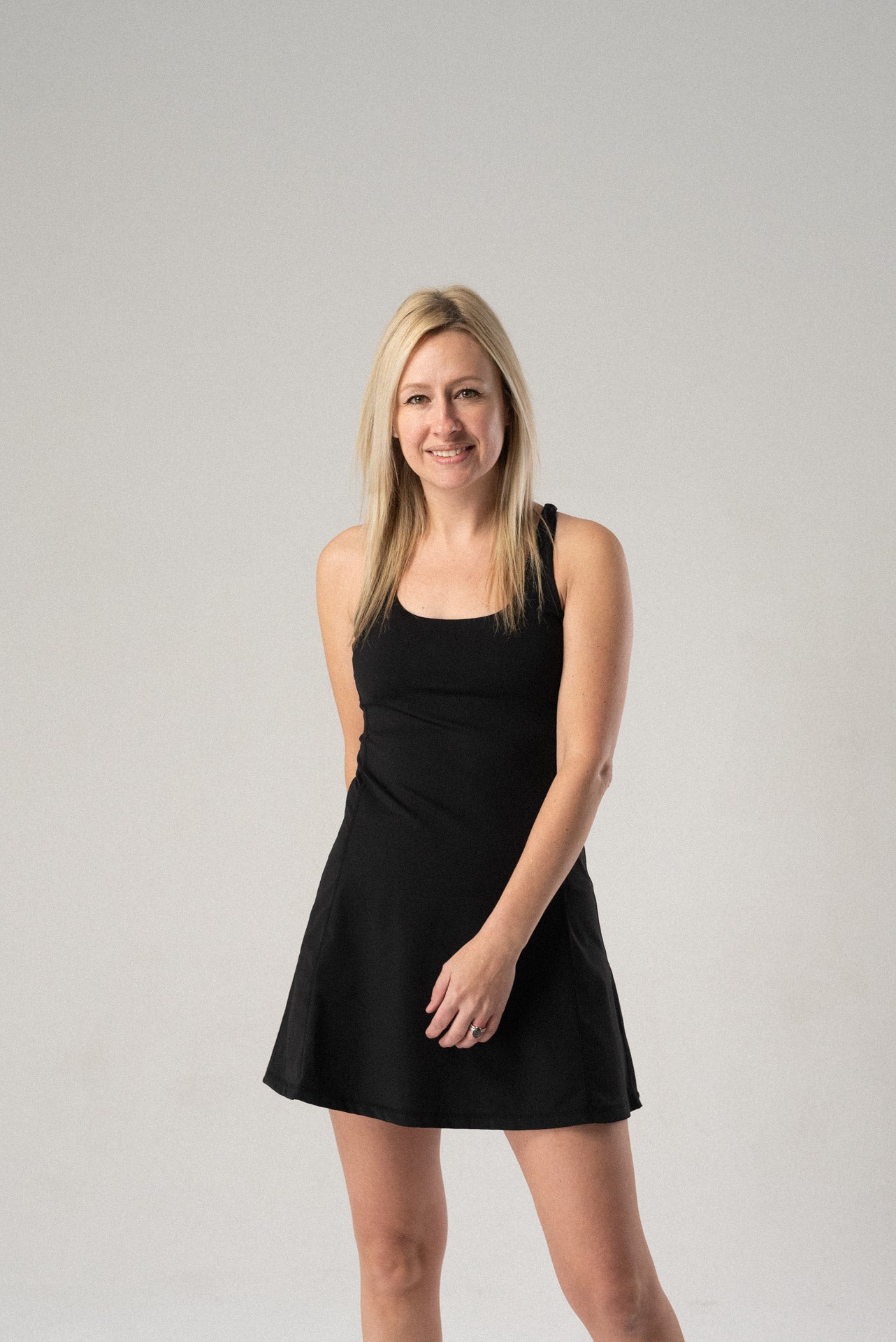 GRAVITY powerfully wild tennis dress Black