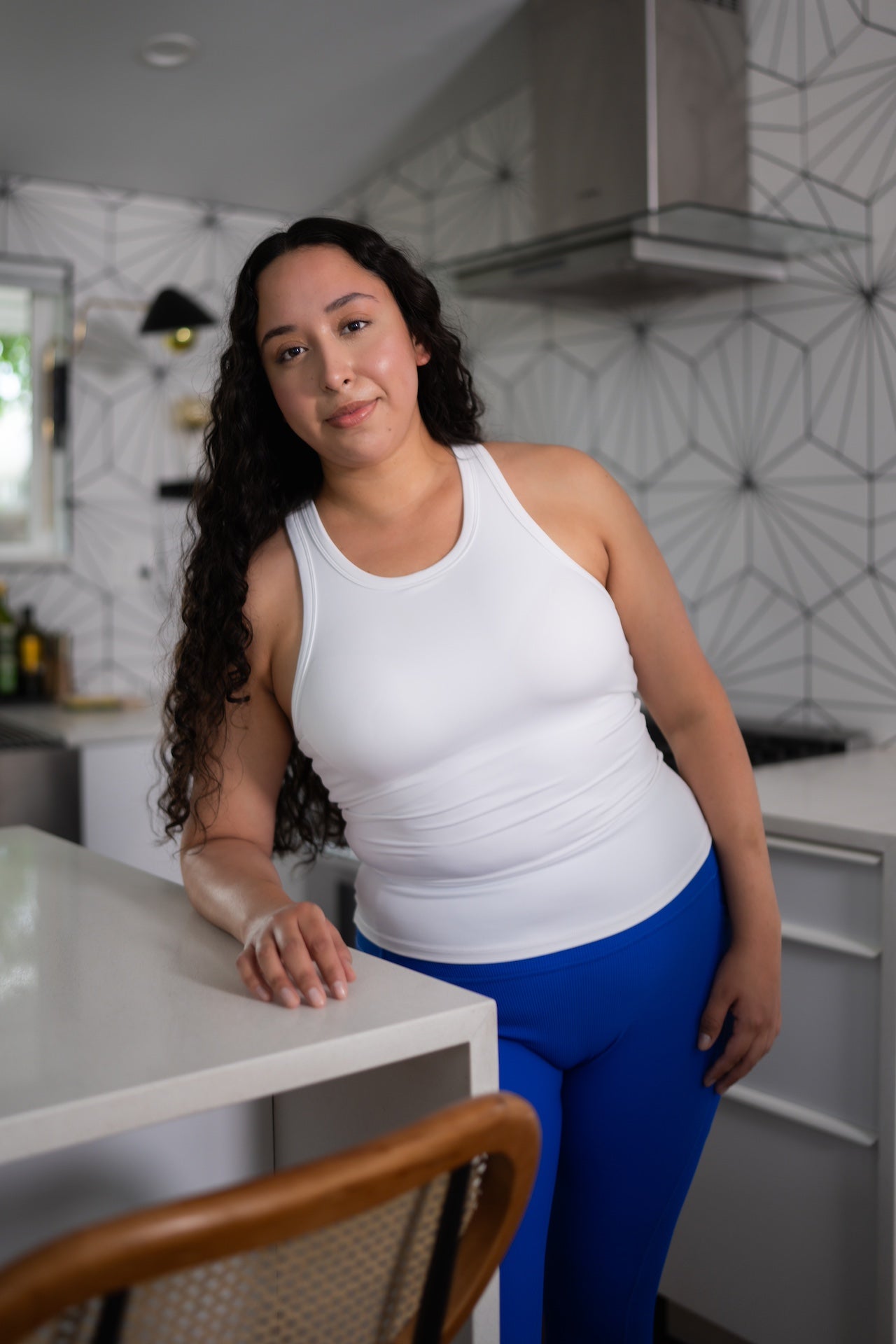 GRAVITY strength built-in tank White