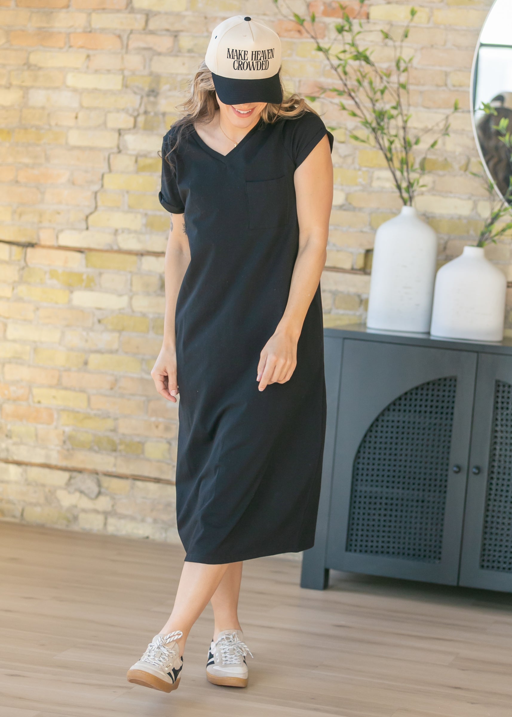 Finley V-neck T-shirt Dress Black